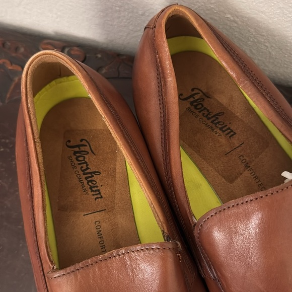 Florsheim Postino Moc Toe Loafer in Dark Brown - Picture 8 of 14